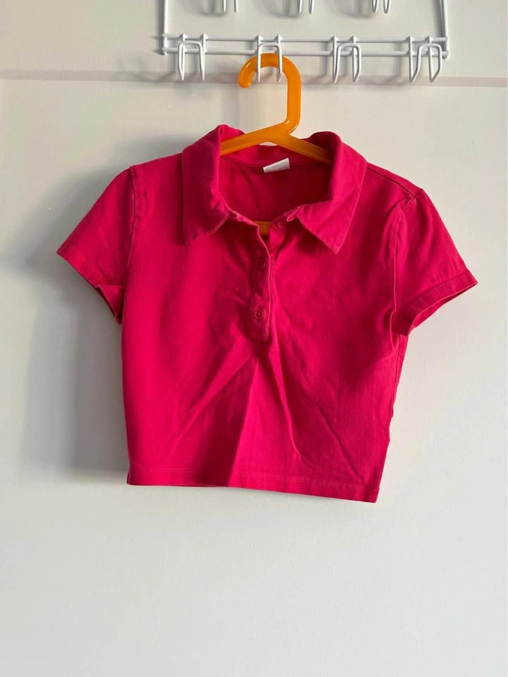 Aritzia TNA - White & Pink Crop Polo (XS)