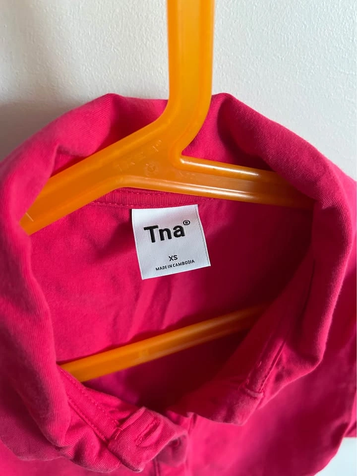 Aritzia TNA - White & Pink Crop Polo (XS) - photo 4
