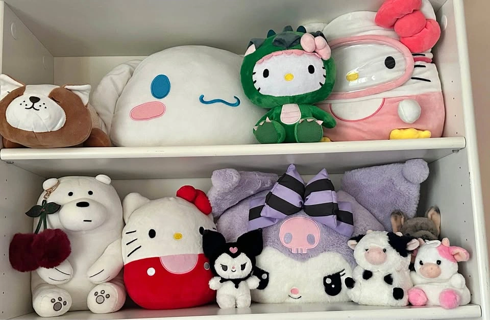 Sanrio plushies