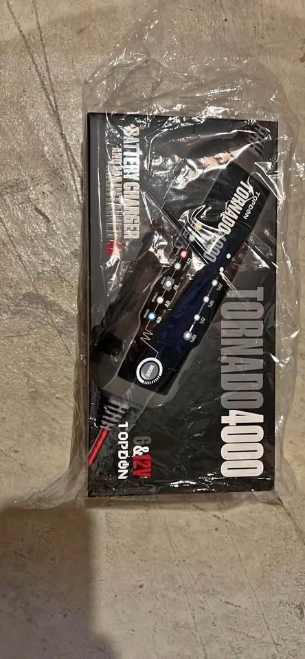 TOPDON Tornado 4000 Battery Charger & Maintainer 4A