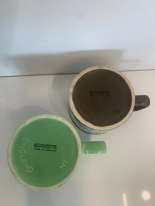 Vintage Staffordshire Mugs - 1970s Op Art & Daisy - Made image indicator(3)