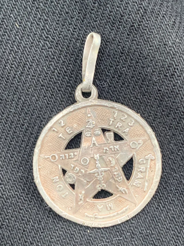 Silver Pendant thumbnail