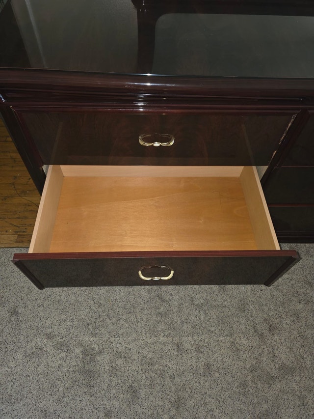 Dresser with Mirror - photo 3