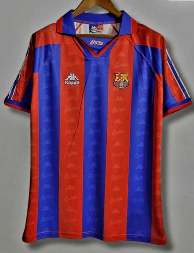 Hristo Stoichkov Barcelona home shirt #8 in Large