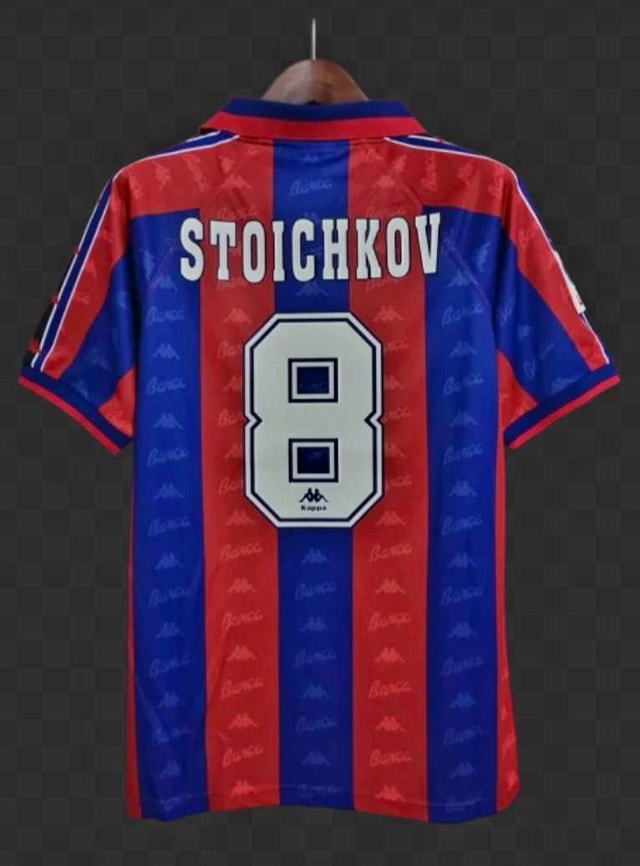 Hristo Stoichkov Barcelona home shirt #8 in Large - photo 2