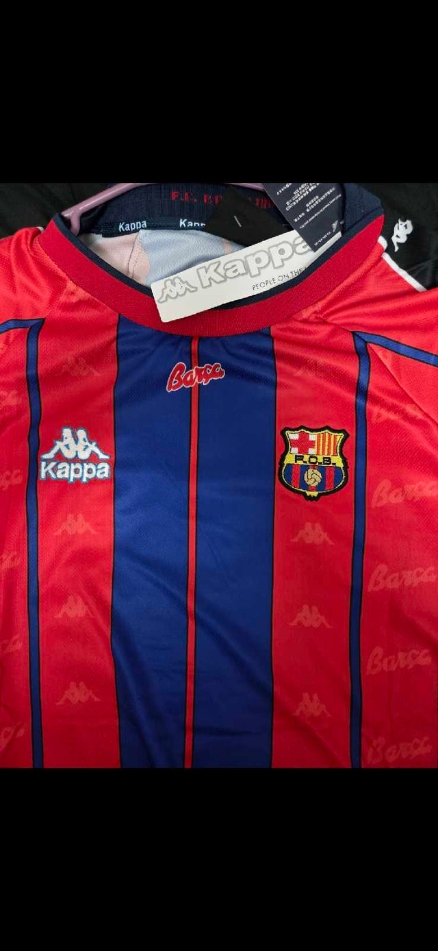 Hristo Stoichkov Barcelona home shirt #8 in Large - photo 3