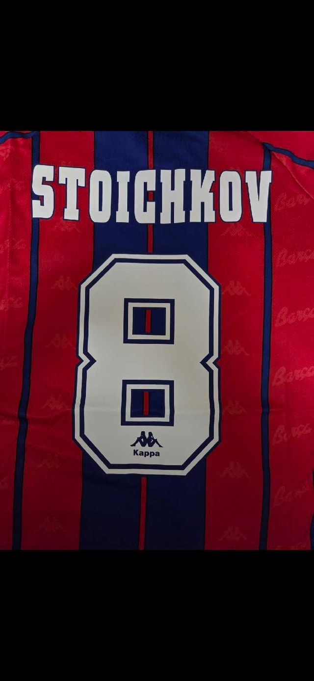 Hristo Stoichkov Barcelona home shirt #8 in Large - photo 4