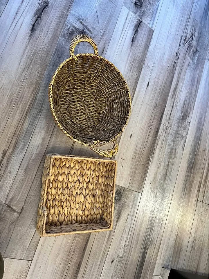 Small decorative Baskets thumbnail
