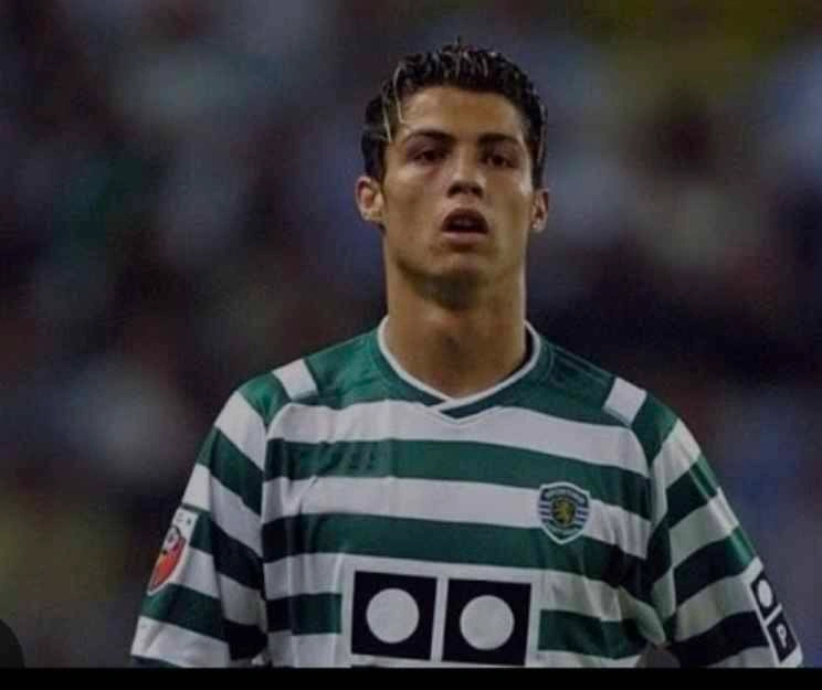 Cristiano Ronaldo CR7 Sporting Lisbon Home Jersey 2003 XL - photo 5