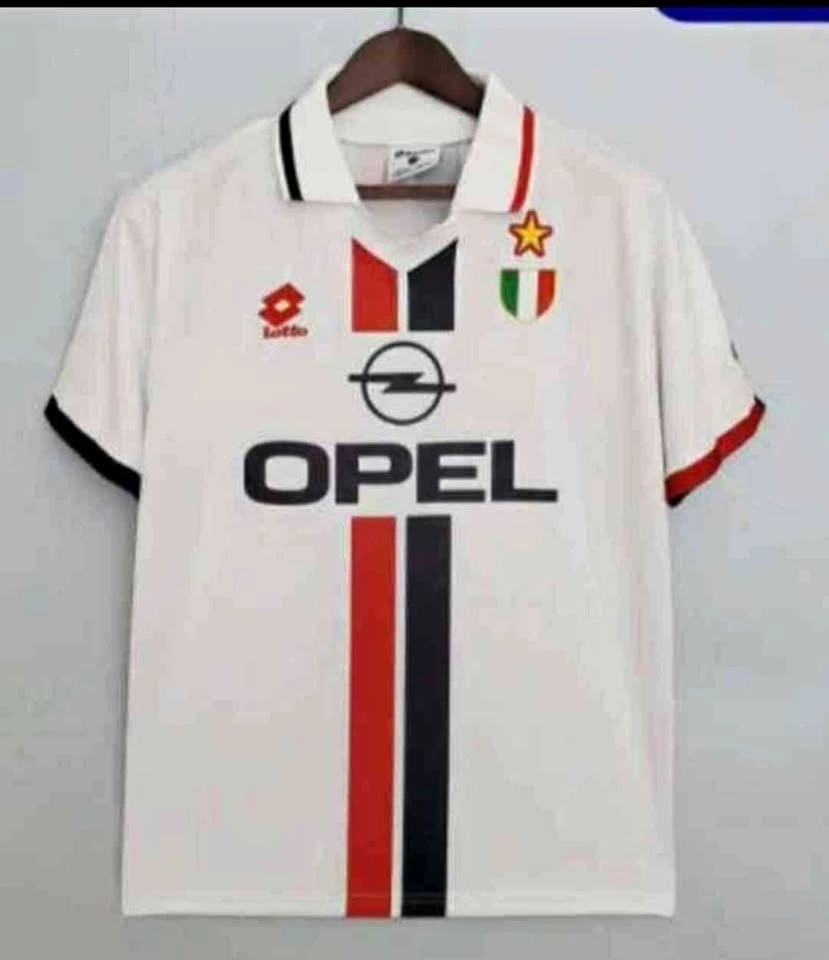 AC Milan Baggio 1995/96 Away Jersey - XL