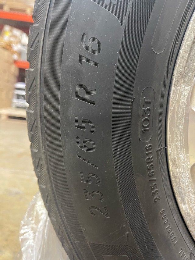 Honda Odyssey Michelin Winter Tire on original Alloy Rim - photo 5