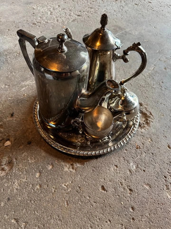 Vintage Silver Plated Tea & Coffee Set with Tray - photo 2