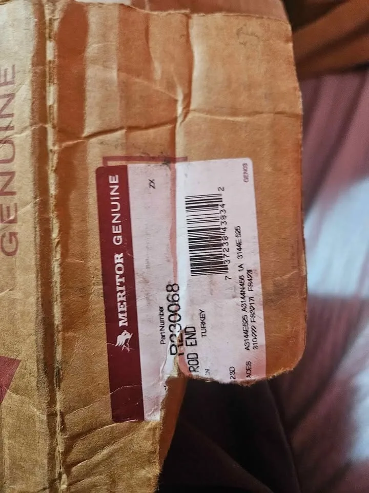 Genuine Meritor Front Axle Tie Rod End (R230068 / 910E13578) - photo 3