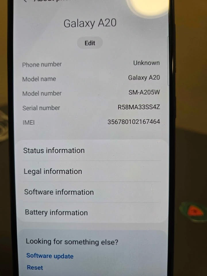 Samsung Galaxy A20 Unlocked 32 GB - photo 4