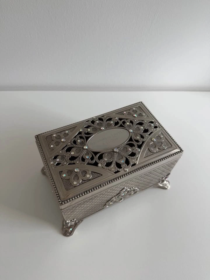 Engraved Anastasia Musical Jewelry Box Things Remembered - photo 3