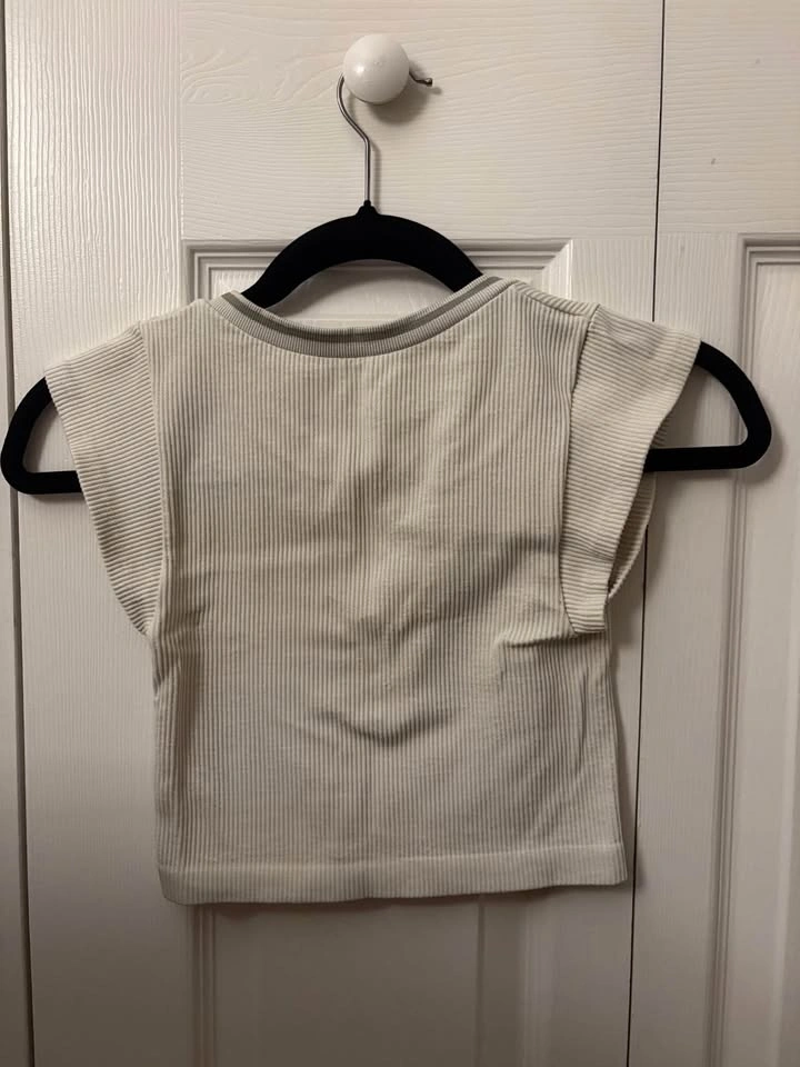 Urban Outfitters White Ribbed V-Notch Crop Top -XS/S - photo 2