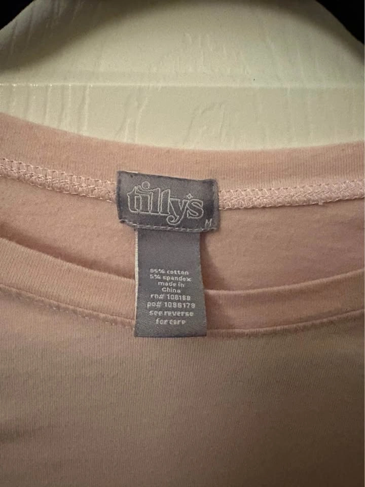 Tilly's Cropped Crewneck Tee in Light Pink - photo 4