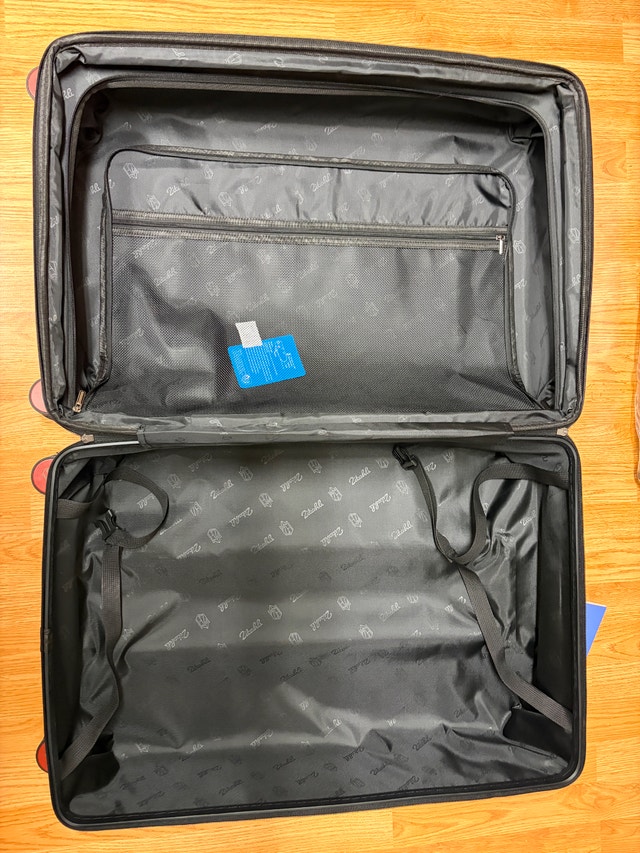 Zitahli Red Luggage Set 20” 24” 28” - Brand New TSA Lock - photo 2