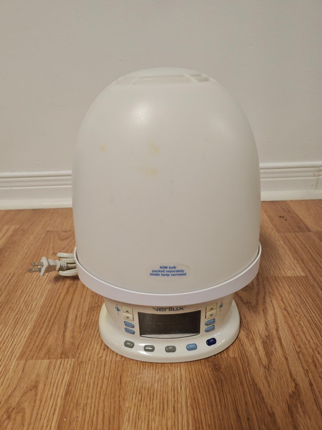 Verilux Rise & Shine Wake-Up Therapy Light Alarm Clock