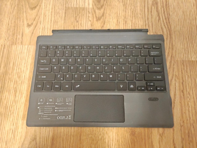 Bluetooth Keyboard with Touchpad for iPad & Tablets