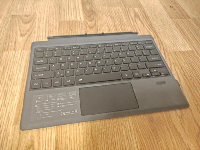Bluetooth Keyboard with Touchpad for iPad & Tablets - photo 2