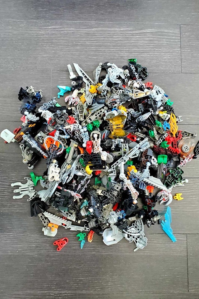 Huge LEGO Bionicle Lot Sale