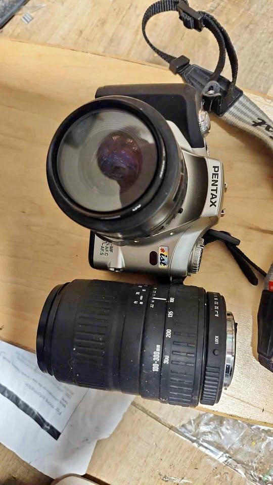 Pentax *ist Digital SLR Camera with 35-80mm and 100-300mm Lenses