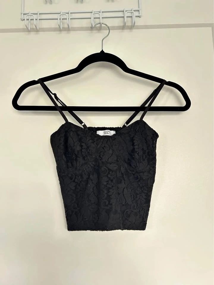 Suzy - Black Lace Top (XS)