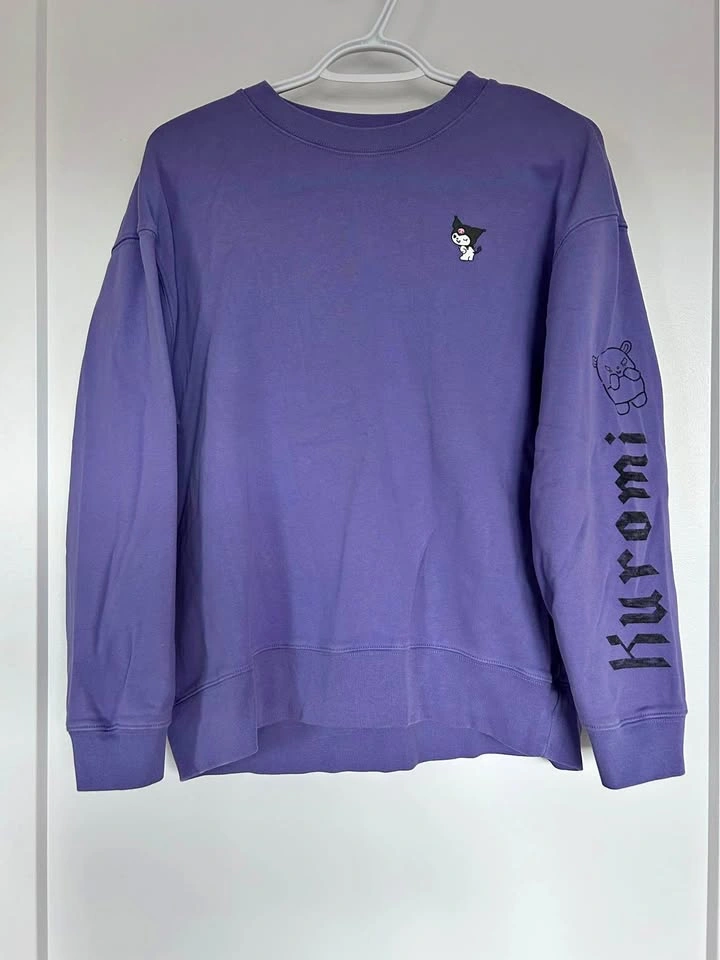 Uniqlo - Sanrio Kuromi Crewneck Sweater (XS)