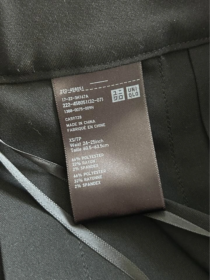 Uniqlo - Black Skirt (XS) - photo 2