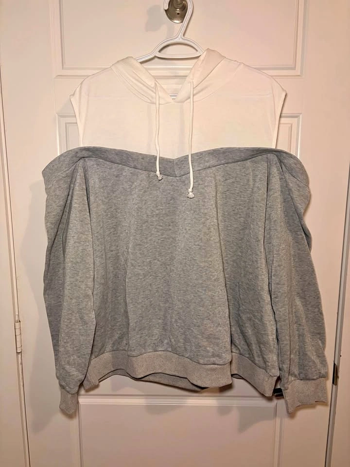 Brand New Plus Size Cold Shoulder Hoodie | 4XL | Grey & White