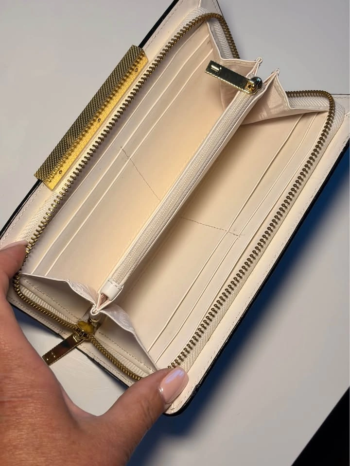 Authentic Ted Baker London Leather Zip Around Wallet - photo 5