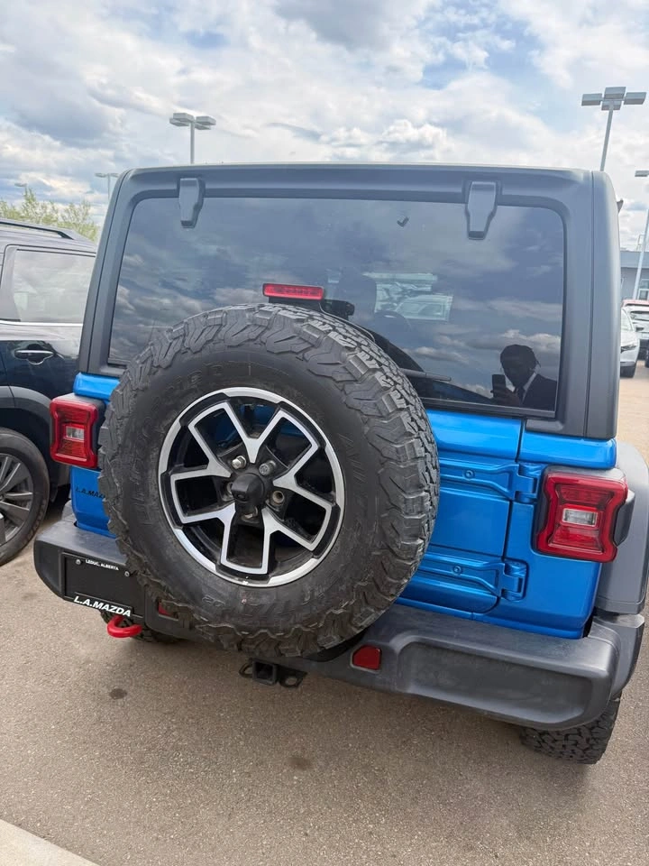 2025 Blue Jeep Wrangler Rubicon 4-Door - photo 2