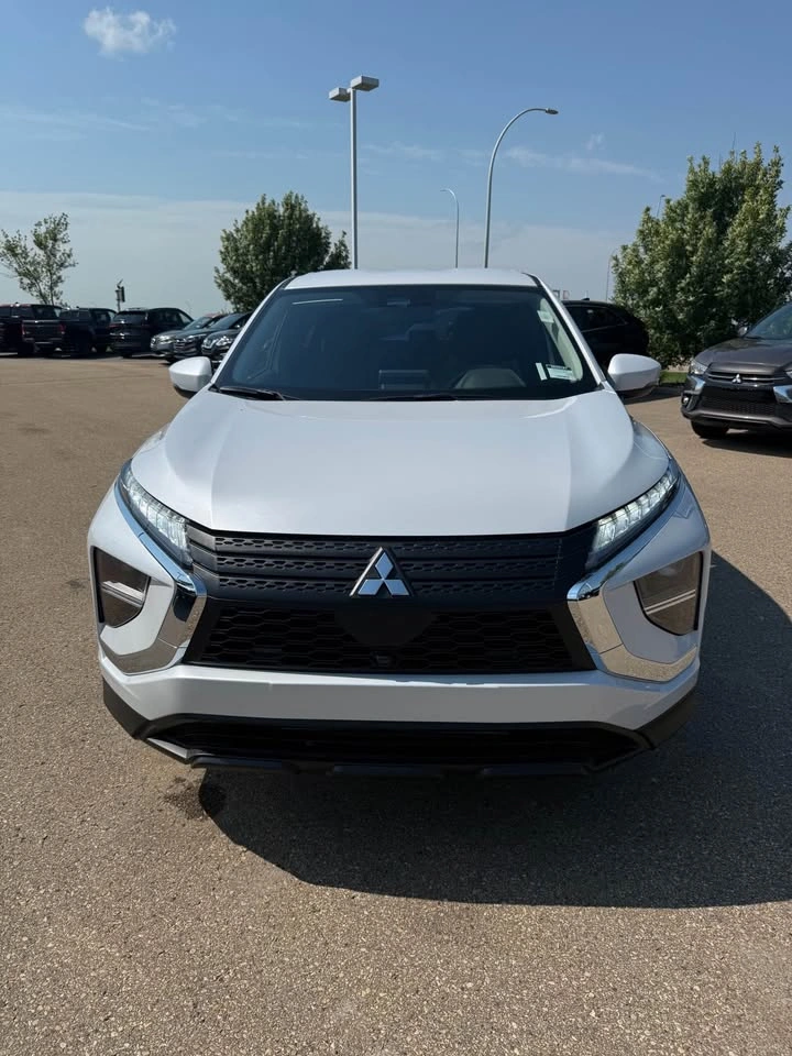 2026 Mitsubishi Eclipse Cross ES AWD - photo 2