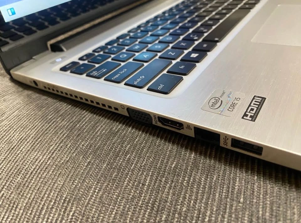 Asus 15.6" Touchscreen Ultrabook w/Charger - photo 4