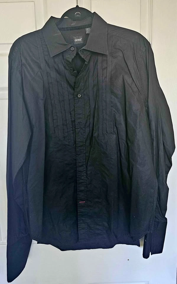 GUESS Men's Black Pleated Tuxedo Front Long Sleeve Shirt - Size