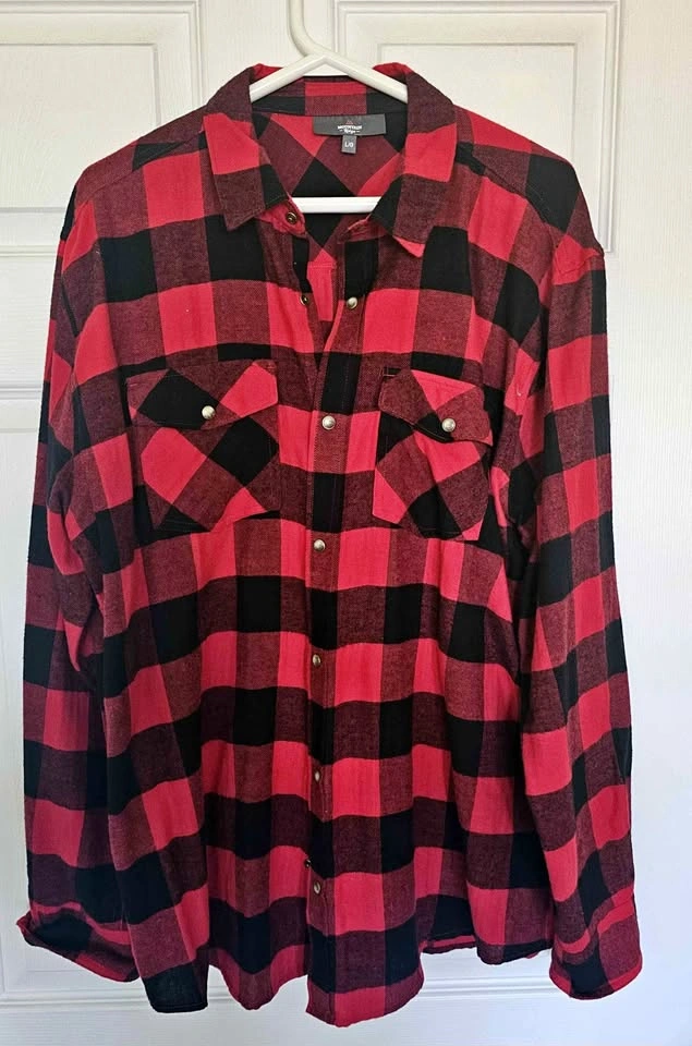 Mountain Ridge Men's Red Black Buffalo Plaid Flannel Shirt - Siz