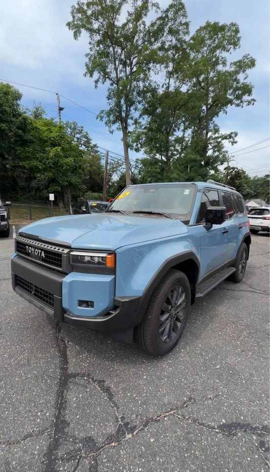 2026 Toyota Landcruiser · Premium - photo 2