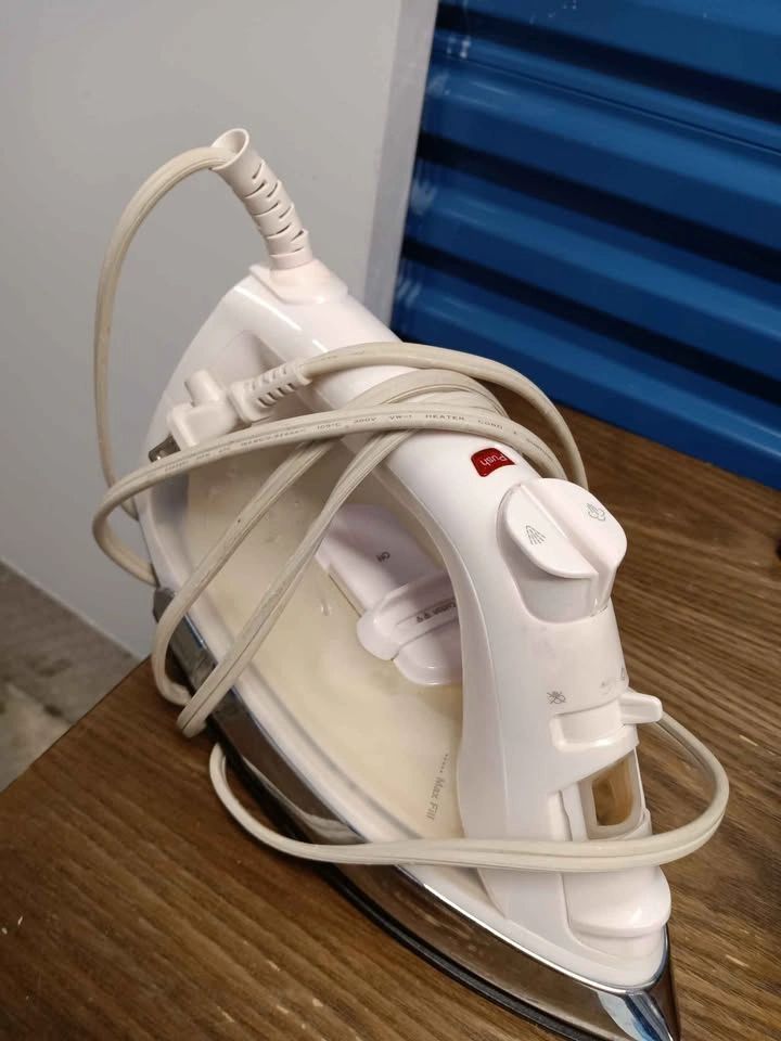 Sunbeam Steam Iron - photo 3