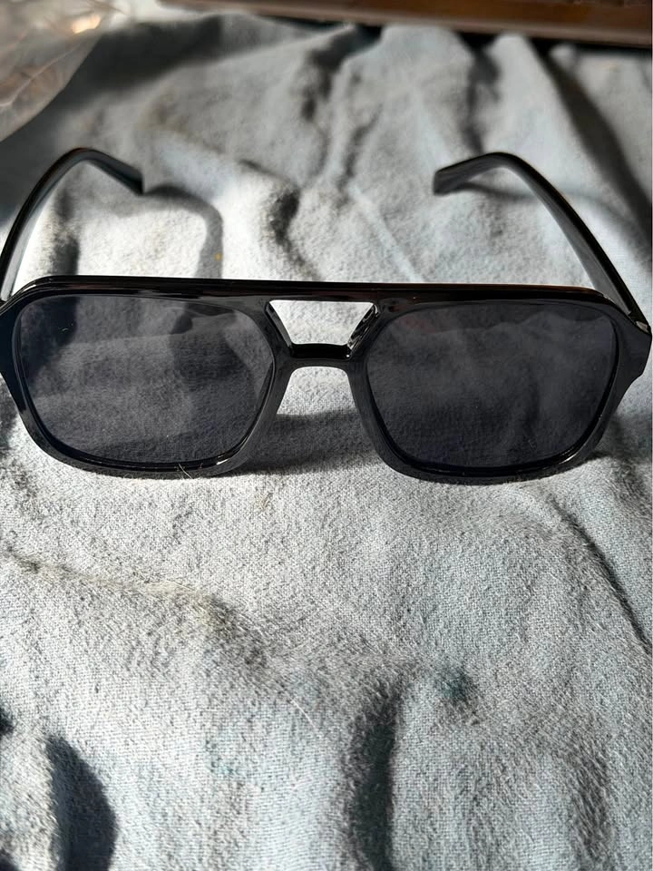 Y2K Retro Aviator Sunglasses – Brand New – Multiple Colors