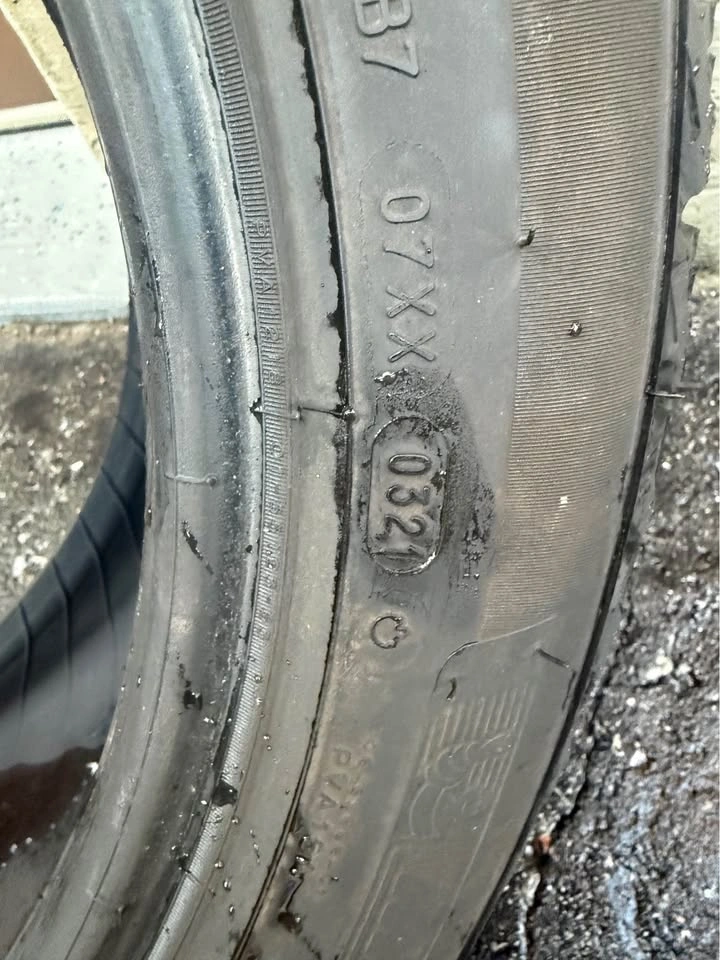 Michelin X-Ice Snow Tire 245/45R18 - photo 3