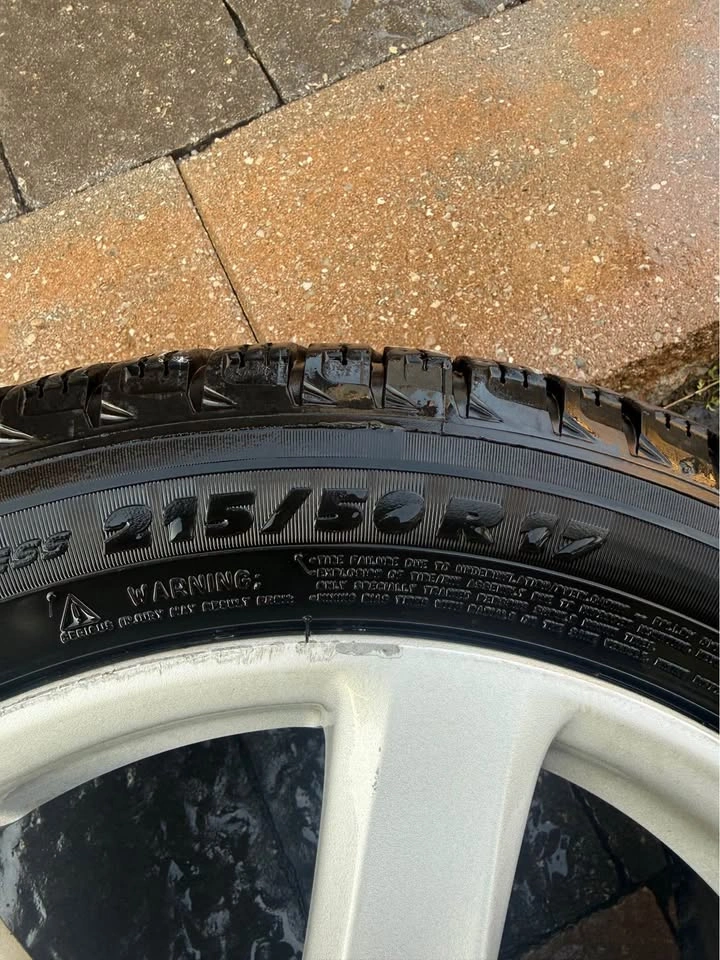 Michelin X-Ice 215/50R17 Tires on Acura Rims - photo 2