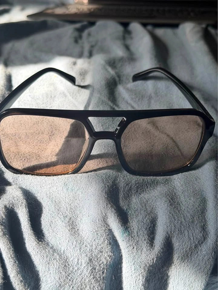 Y2K Retro Aviator Sunglasses – Brand New – Multiple Colors