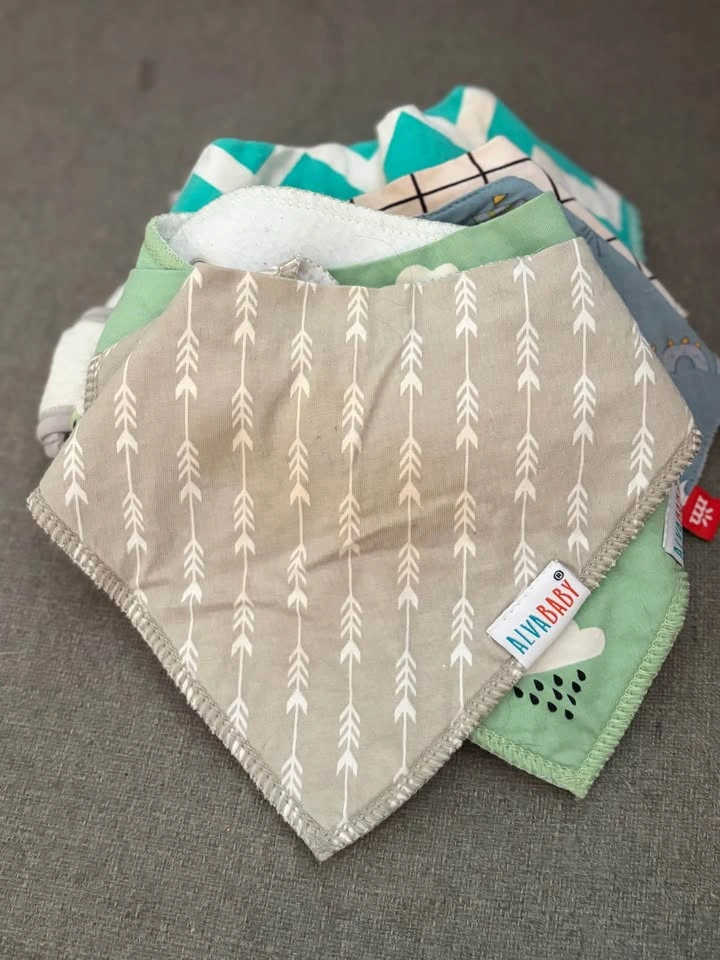 Baby bibs - photo 2