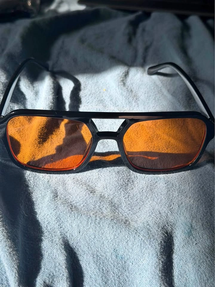 Y2K Retro Aviator Sunglasses – Brand New – Multiple Colors
