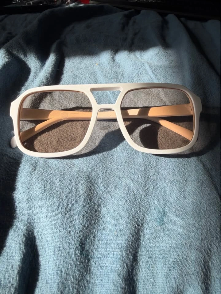 Y2K Retro Aviator Sunglasses – Brand New – Multiple Colors - photo 3