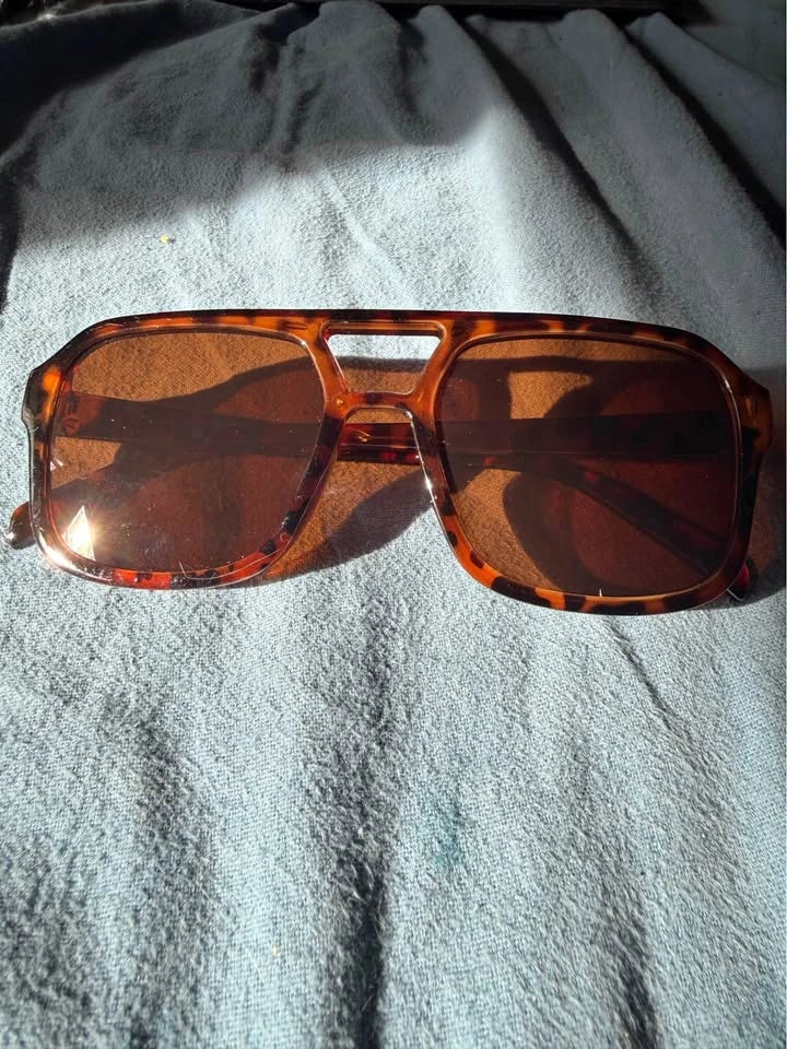 Y2K Retro Aviator Sunglasses – Brand New – Multiple Colors