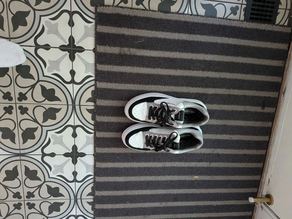 Size 11 Karl Lagerfeld Paris edition shoes - photo 3