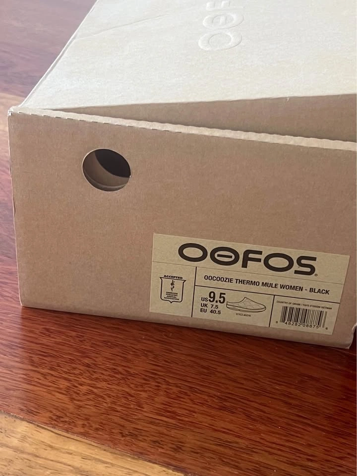 New In Box Oofos OOCOZIE Thermo Mule Women's Slippers Size 9.5 - photo 4