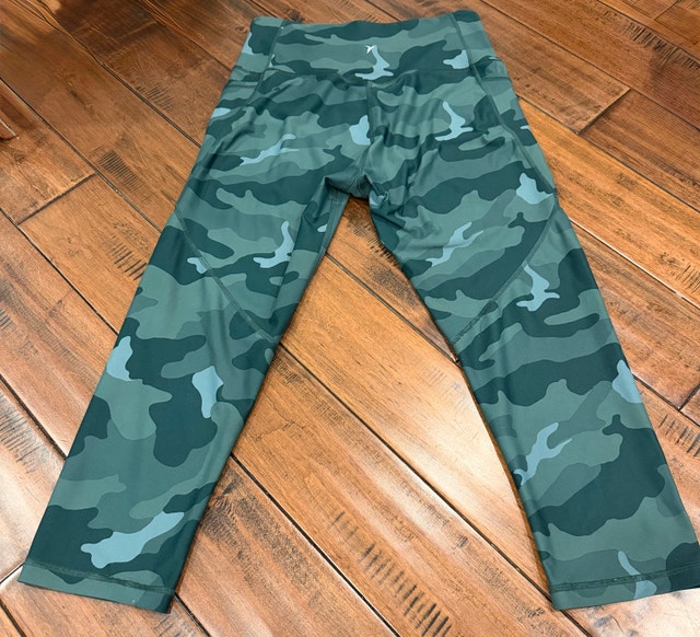 Old Navy Active Elevate Leggings - photo 2